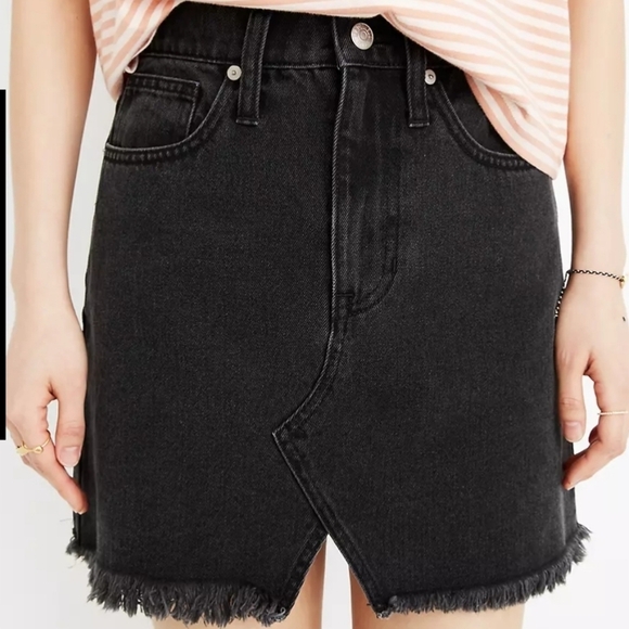 Madewell Rigid Denim A-Line Mini Skirt in Lunar Wash: Cutout Edition Size 26 - Picture 3 of 15